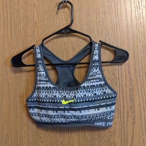 Nike Pro Sports Bra